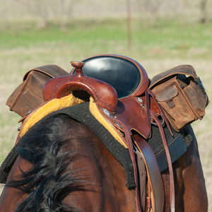 Cashel Rear Saddle Bag with Distressed Leather Cashel Rear Saddle Bag with Distressed Leather